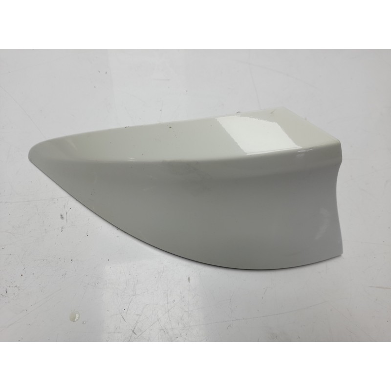 Recambio de molduras traseras para mercedes-benz clase clc (cl203) clc 220 cdi (la) (203.708) referencia OEM IAM A2038210136  