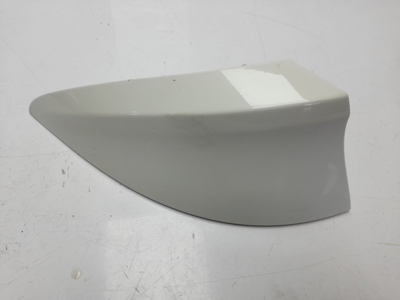 Recambio de molduras traseras para mercedes-benz clase clc (cl203) clc 220 cdi (la) (203.708) referencia OEM IAM A2038210136  
