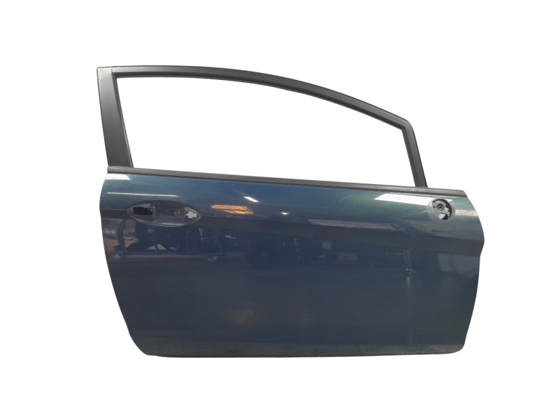Recambio de puerta delantera derecha para ford fiesta (cb1) ghia referencia OEM IAM 1806117  