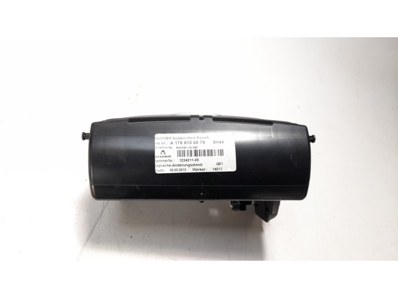 Recambio de cenicero para mercedes-benz clase a (w176) 1.5 cdi cat referencia OEM IAM A1768100079  