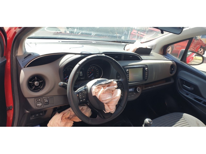 toyota yaris del año 2020