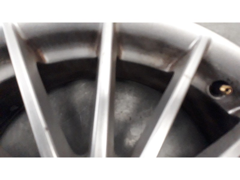Recambio de llanta para jaguar xf 3.0 v6 diesel cat referencia OEM IAM C2Z4105 17 PULGADAS 