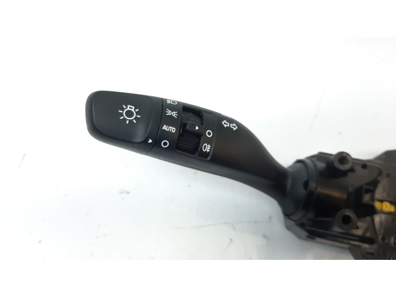 Recambio de mando multifuncion para hyundai i20 active 1.0 tgdi cat referencia OEM IAM 93404Q0850  