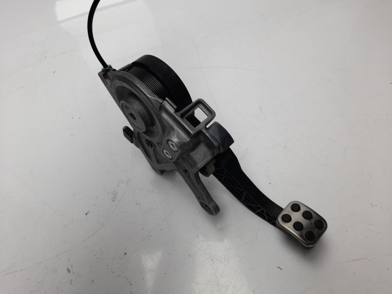 Recambio de palanca freno para mercedes-benz clase clc (cl203) clc 220 cdi (la) (203.708) referencia OEM IAM 203420005  