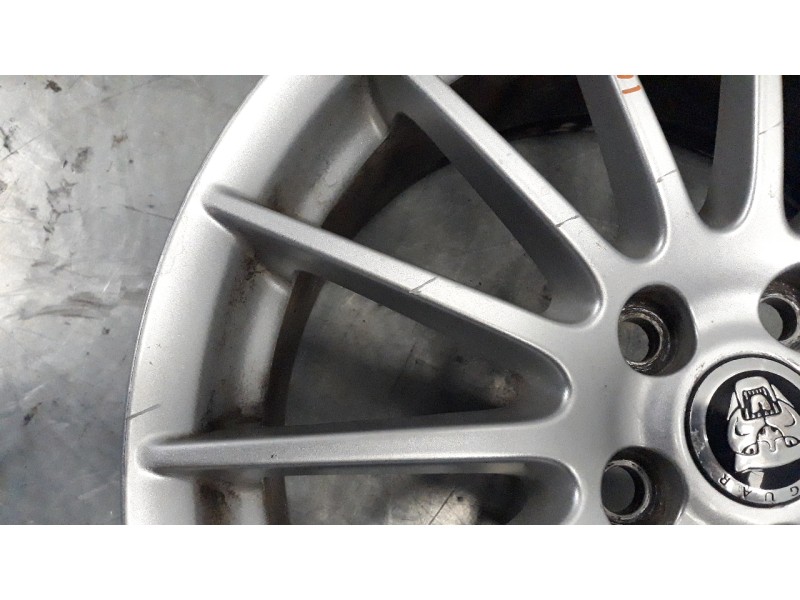 Recambio de llanta para jaguar xf 3.0 v6 diesel cat referencia OEM IAM C2Z4105 17 PULGADAS 