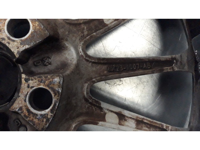Recambio de llanta para jaguar xf 3.0 v6 diesel cat referencia OEM IAM C2Z4105 17 PULGADAS 