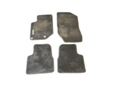 Recambio de juego alfombrillas para peugeot 2008 (p1) active referencia OEM IAM 1684231780  