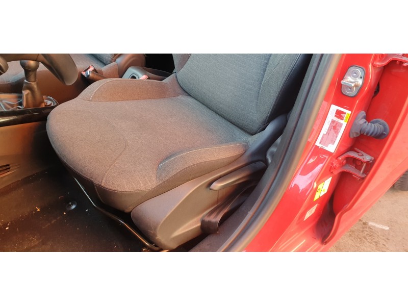 Recambio de juego asientos completo para citroen c3 1.6 blue-hdi fap referencia OEM IAM 886440  