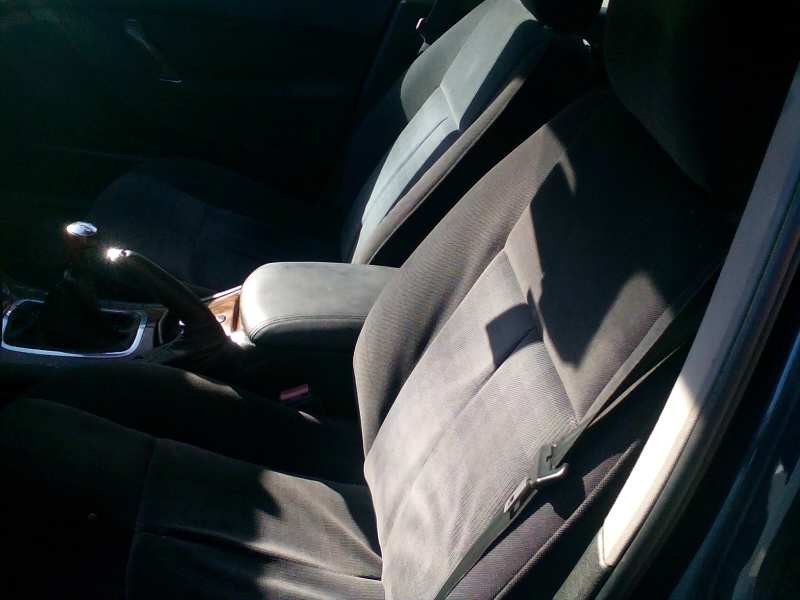 peugeot 607 (s1) del año 2001