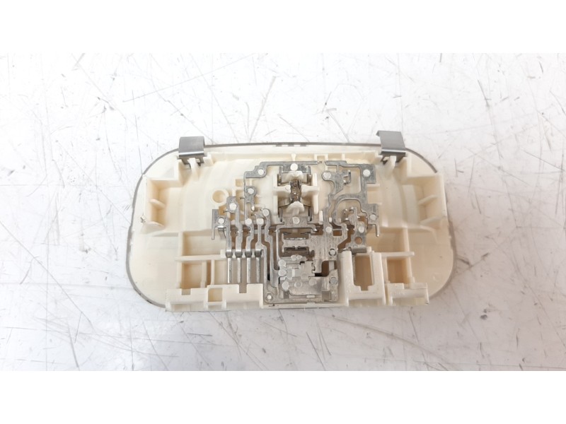 Recambio de luz interior para citroen c3 1.6 blue-hdi fap referencia OEM IAM 9680717080  