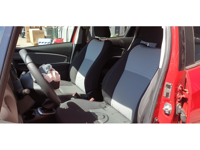 toyota yaris del año 2020