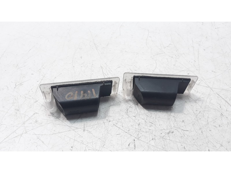 Recambio de piloto matricula para opel mokka 1.6 cdti dpf referencia OEM IAM 1350217  