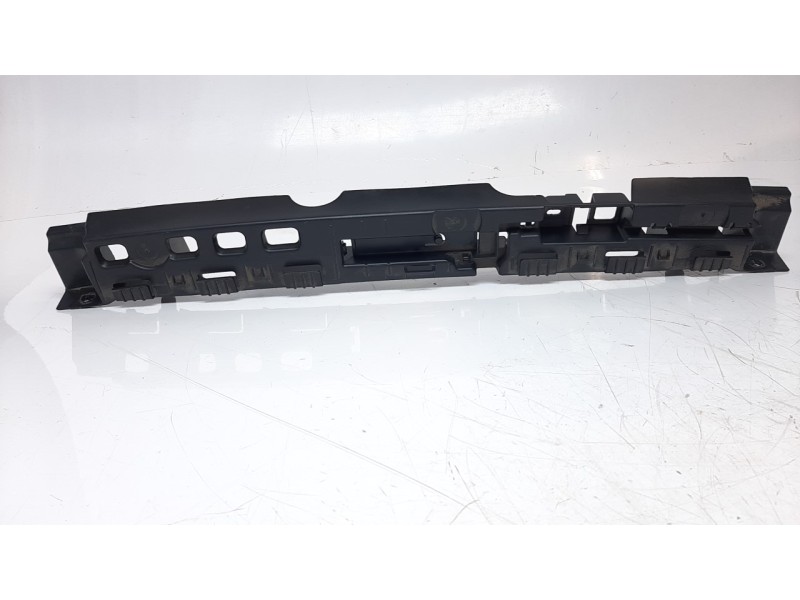 Recambio de moldura para renault captur 0.9 energy referencia OEM IAM 850425825R  RN7021055