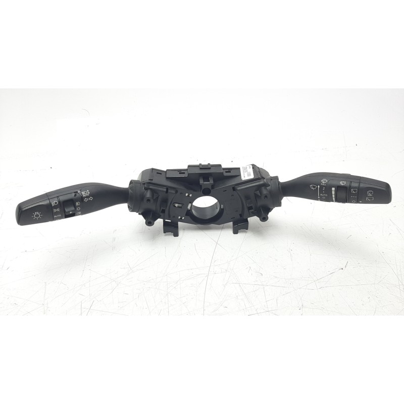 Recambio de mando multifuncion para kia sportage 1.7 crdi cat referencia OEM IAM 93404F1960  