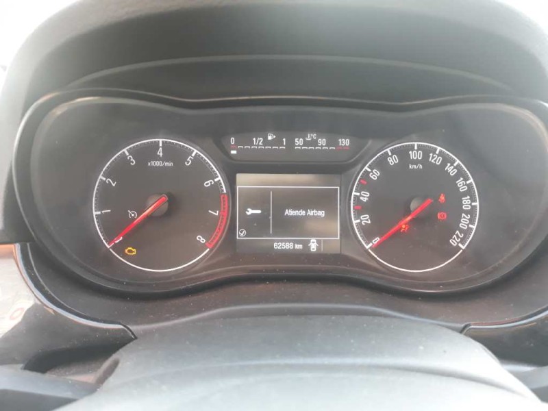 opel corsa e del año 2017