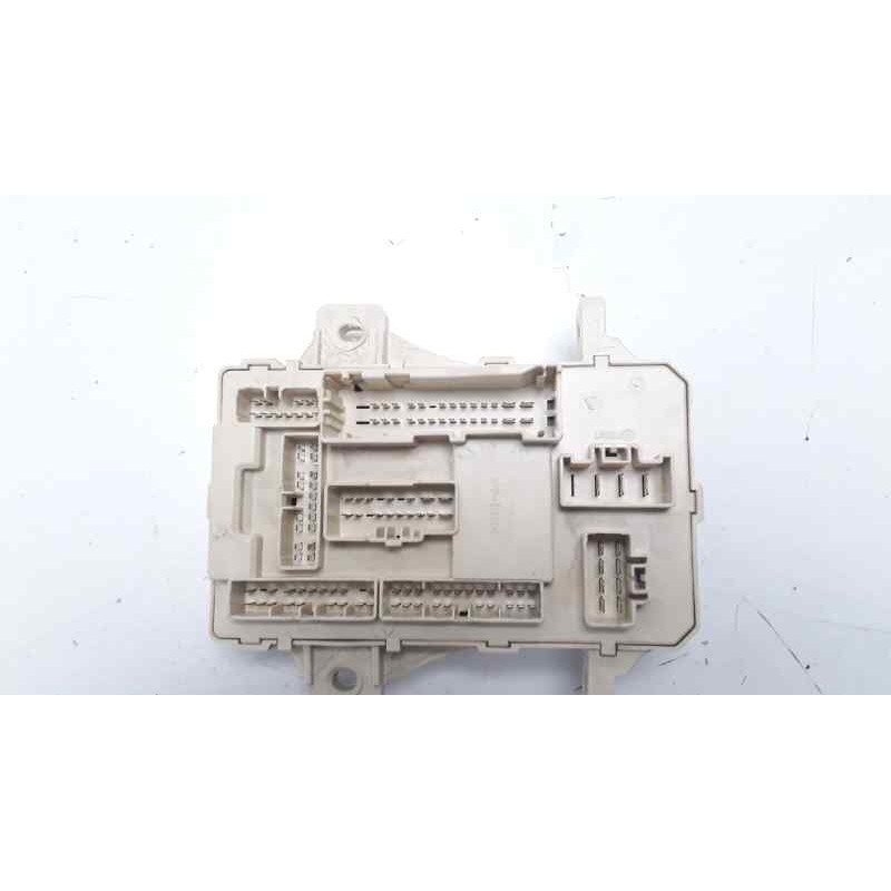 Recambio de caja reles / fusibles para kia cee´d sporty wagon 1.6 crdi cat referencia OEM IAM 919502H500  