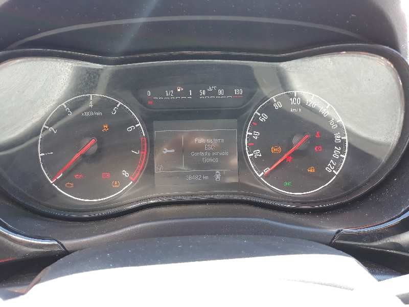 opel corsa e del año 2015