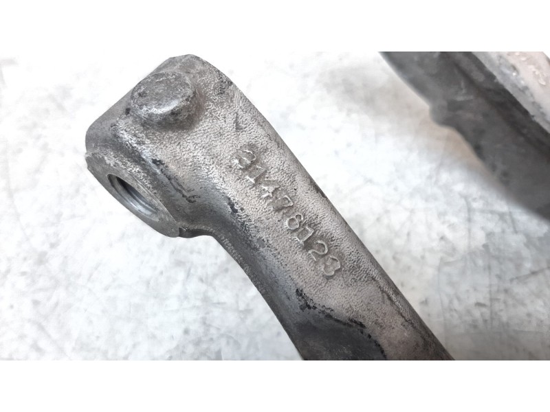 Recambio de amortiguador delantero derecho para volvo v60 familiar 2.0 diesel cat referencia OEM IAM 31476123  