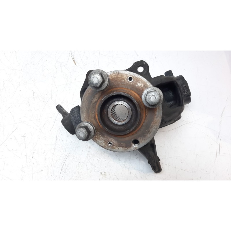 Recambio de mangueta delantera izquierda para citroen c3 1.6 blue-hdi fap referencia OEM IAM 364690  