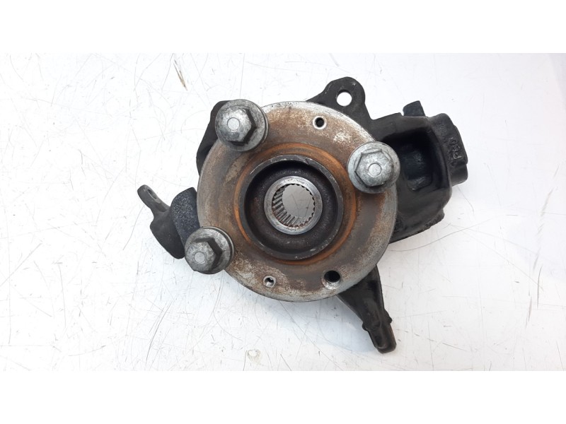 Recambio de mangueta delantera izquierda para citroen c3 1.6 blue-hdi fap referencia OEM IAM 364690  