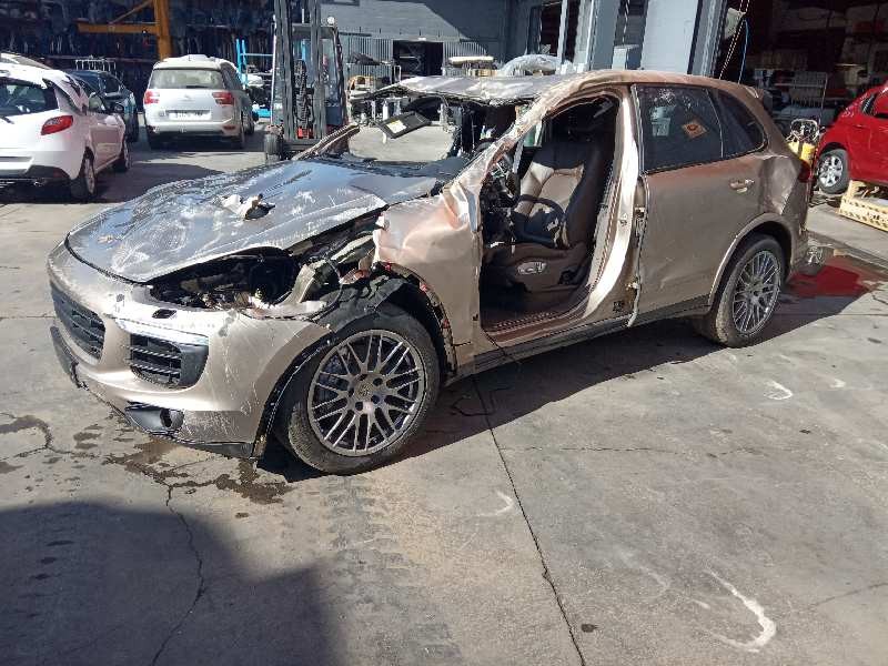 porsche cayenne (typ 92aa) del año 2018