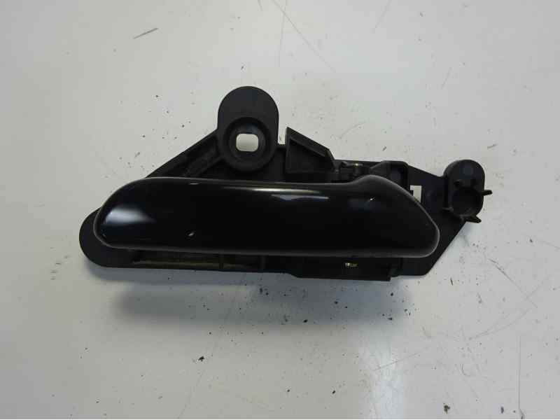 Recambio de maneta interior delantera derecha para lancia lybra berlina 1.9 jtd referencia OEM IAM   