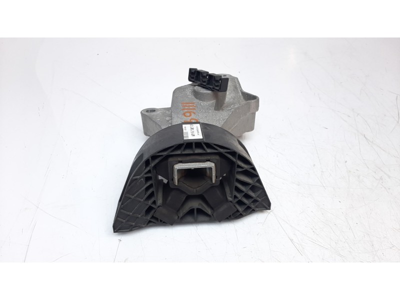 Recambio de soporte motor para renault captur 0.9 energy referencia OEM IAM 113752043R  
