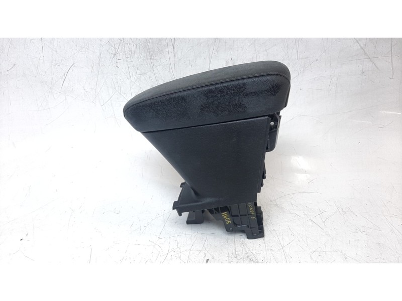 Recambio de apoyabrazos central para opel corsa f 1.2 referencia OEM IAM 9831976680  
