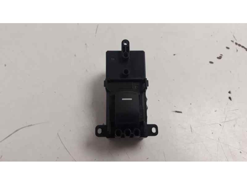 Recambio de mando elevalunas trasero izquierdo para honda civic lim.4 (fc) 1.5 vtec cat referencia OEM IAM 83790TGGG020BLK  