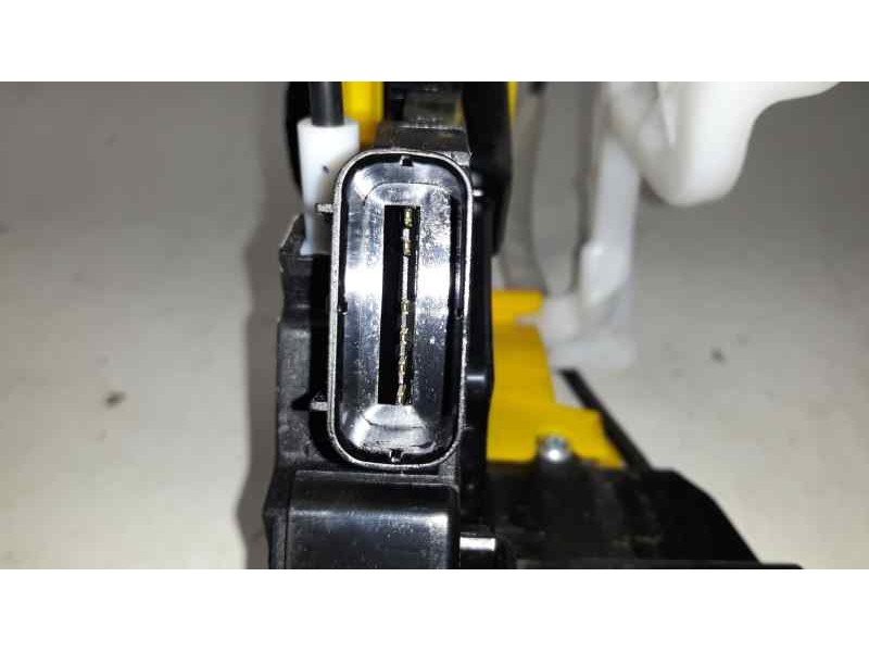 Recambio de cerradura puerta delantera izquierda para kia cee´d x-tech referencia OEM IAM 81310A2400  