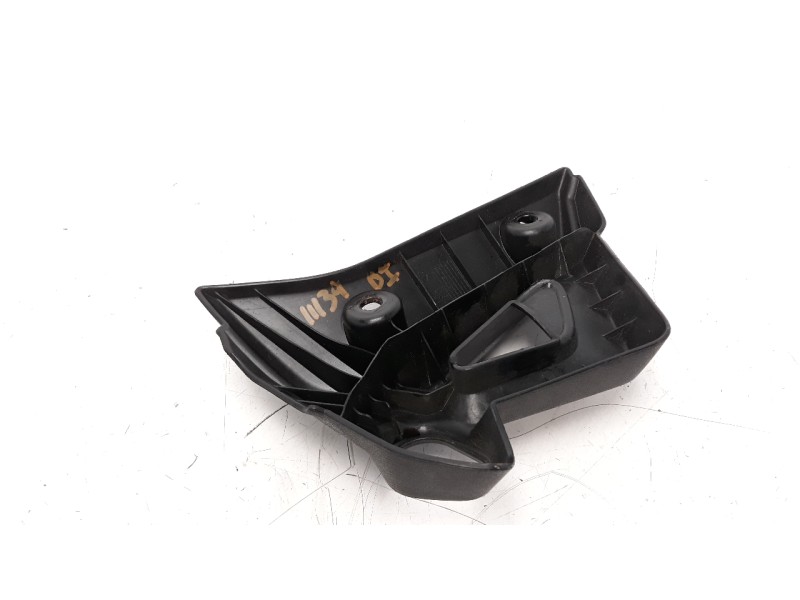 Recambio de moldura para yamaha mt-07 referencia OEM IAM BAT21721  