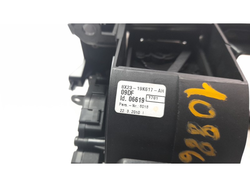 Recambio de rejilla aireadora para jaguar xf 3.0 v6 24v cat referencia OEM IAM 8X2319K617  
