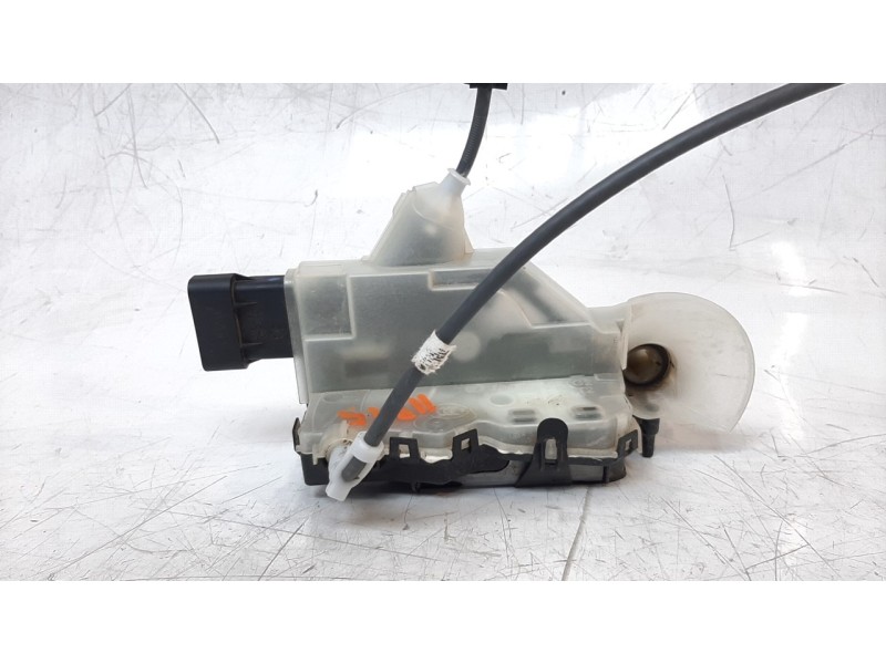 Recambio de cerradura puerta delantera izquierda para peugeot 2008 (p1) active referencia OEM IAM 9844442380  