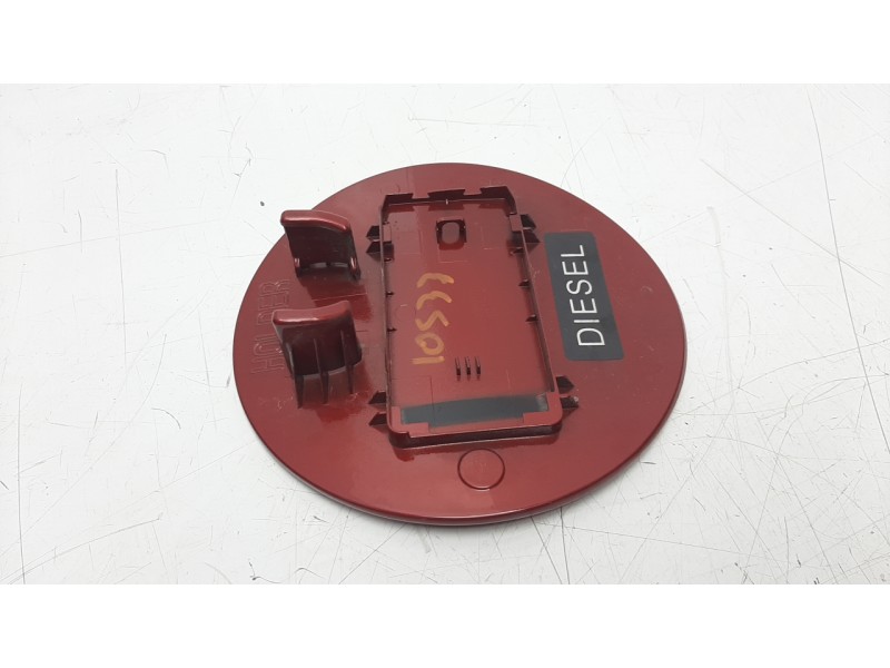Recambio de tapa exterior combustible para kia sportage 1.7 crdi cat referencia OEM IAM 69513D9000  