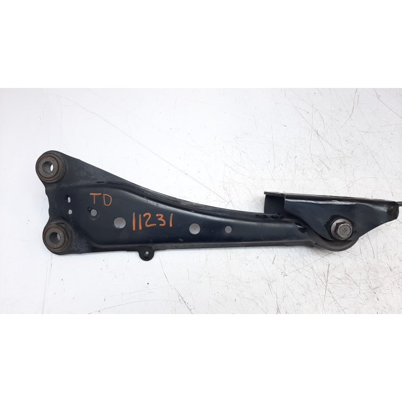 Recambio de brazo suspension inferior trasero derecho para lexus nx 2.5 16v cat (híbrido) referencia OEM IAM 4876078010  