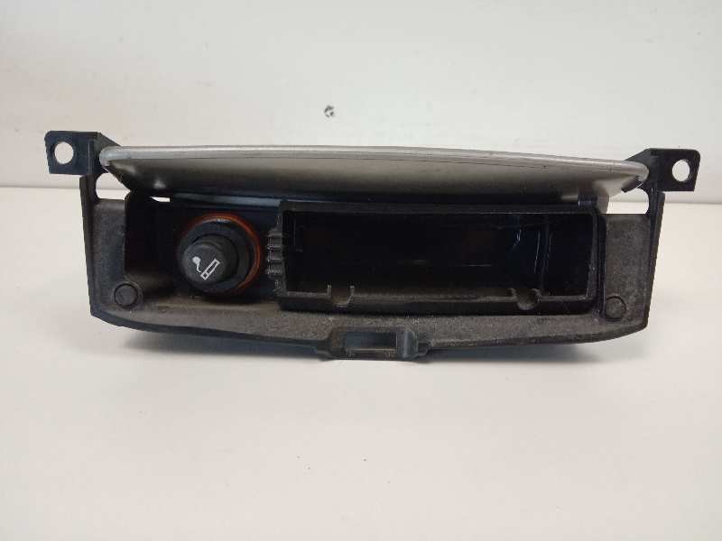 Recambio de cenicero para ford galaxy (ca1) ghia referencia OEM IAM 1138790A  