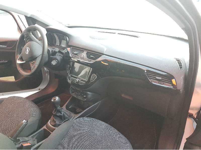 opel corsa e del año 2017