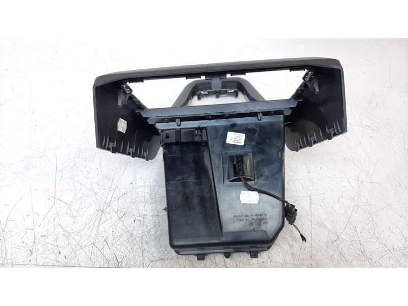 Recambio de moldura para volkswagen t-cross 1.0 tsi referencia OEM IAM 2GM857925  