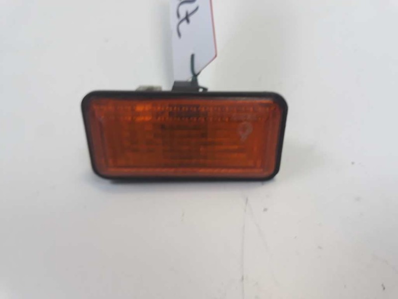 Recambio de piloto lateral izquierdo para volkswagen golf iii berlina (1h1) 1.9 tdi referencia OEM IAM 1H0949117A 15910639 