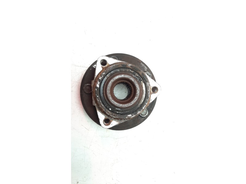 Recambio de buje para jeep cherokee 2.0 m-jet cat referencia OEM IAM 68141123AC  