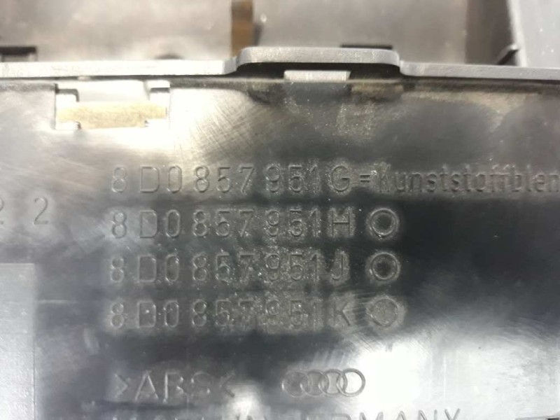Recambio de cenicero para audi a4 avant (b5) 2.5 tdi referencia OEM IAM 8D0857951G  
