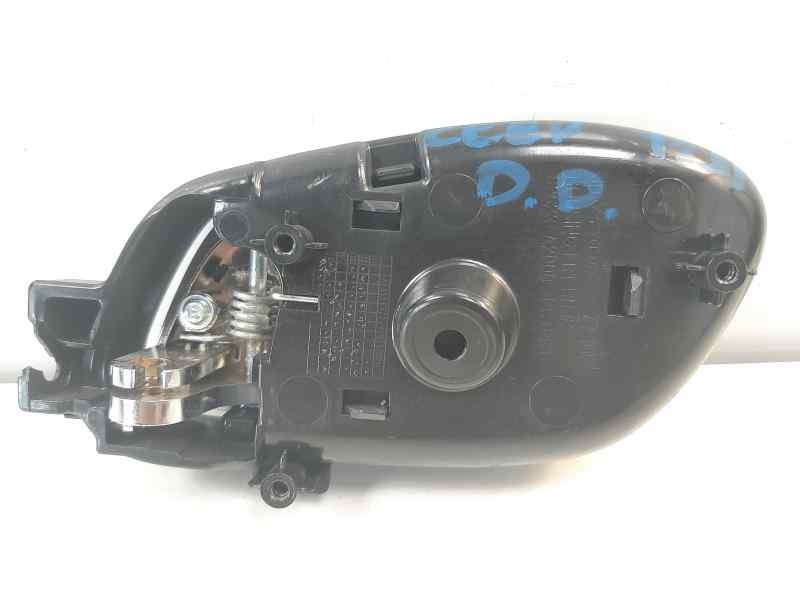 Recambio de maneta interior delantera derecha para kia cee´d x-tech referencia OEM IAM 82623A2000  