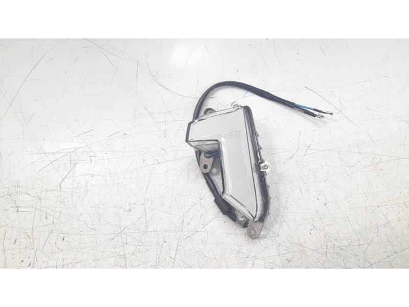 Recambio de piloto delantero izquierdo para seat mo mo referencia OEM IAM PILOTO  