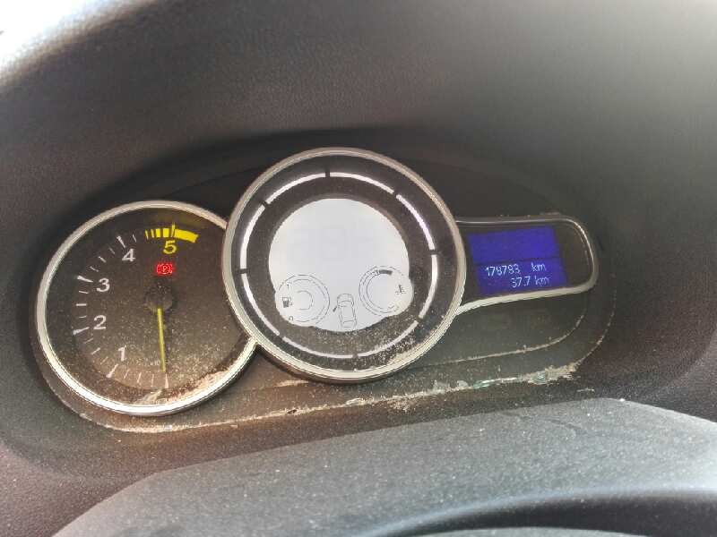 renault megane iii berlina 5 p del año 2010