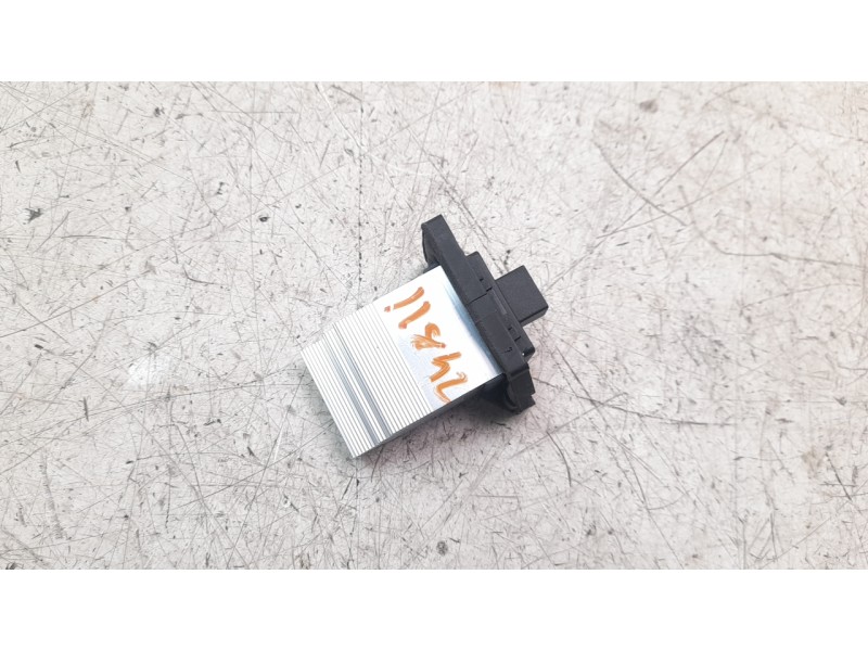 Recambio de resistencia calefaccion para mg zs comfort referencia OEM IAM AM205SZ  