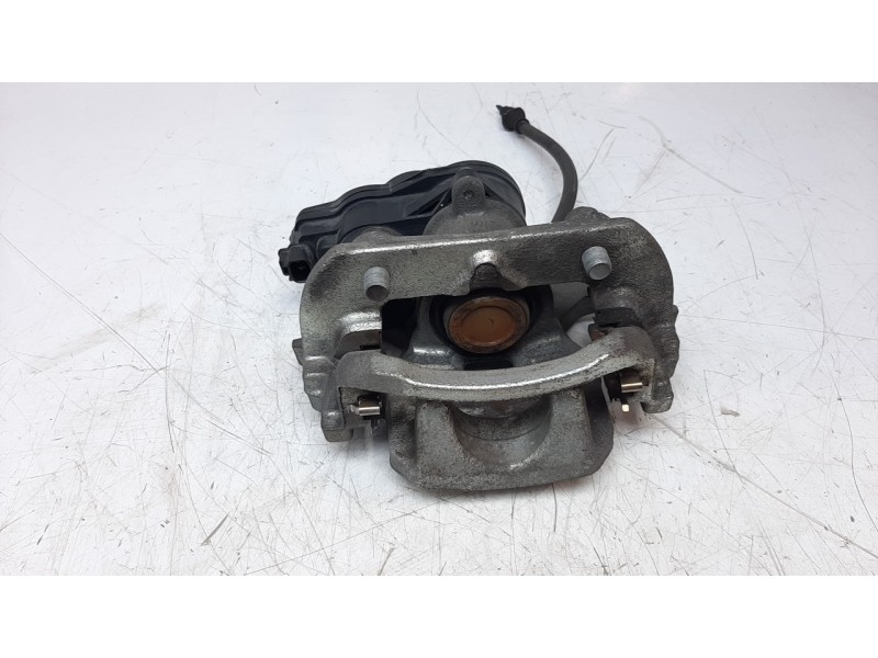 Recambio de pinza de freno trasera derecha para lexus nx 2.5 16v cat (híbrido) referencia OEM IAM 4783078010  