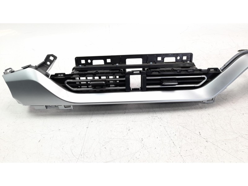 Recambio de rejilla aireadora para kia niro referencia OEM IAM 84795G5AA0ASH  