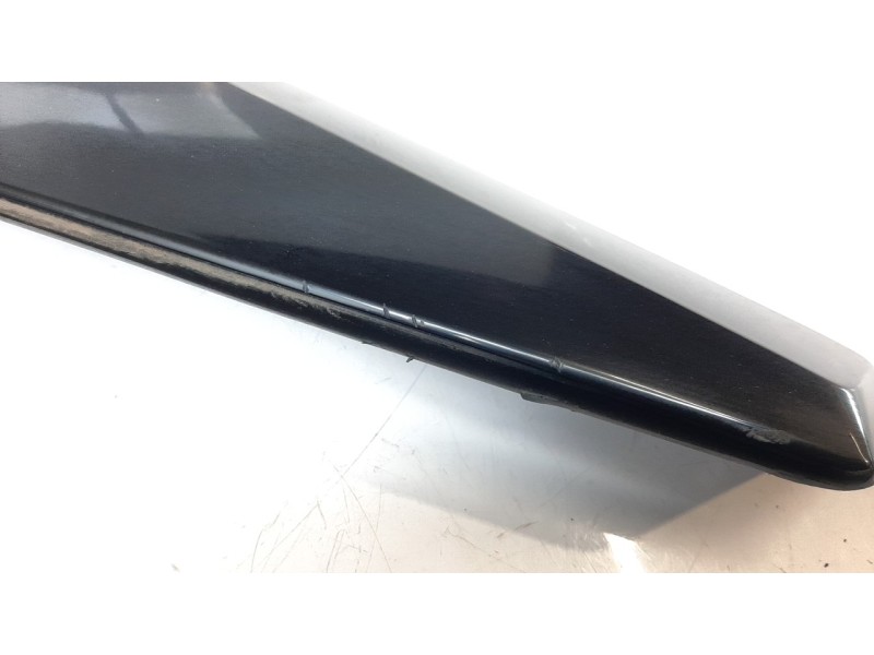 Recambio de moldura para peugeot 2008 (p1) active referencia OEM IAM 9825829680  