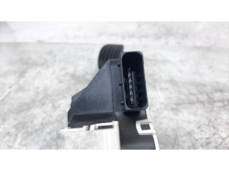 Recambio de potenciometro pedal para fiat 500 (312) berlina dolcevita referencia OEM IAM 520540940 005205409400B 