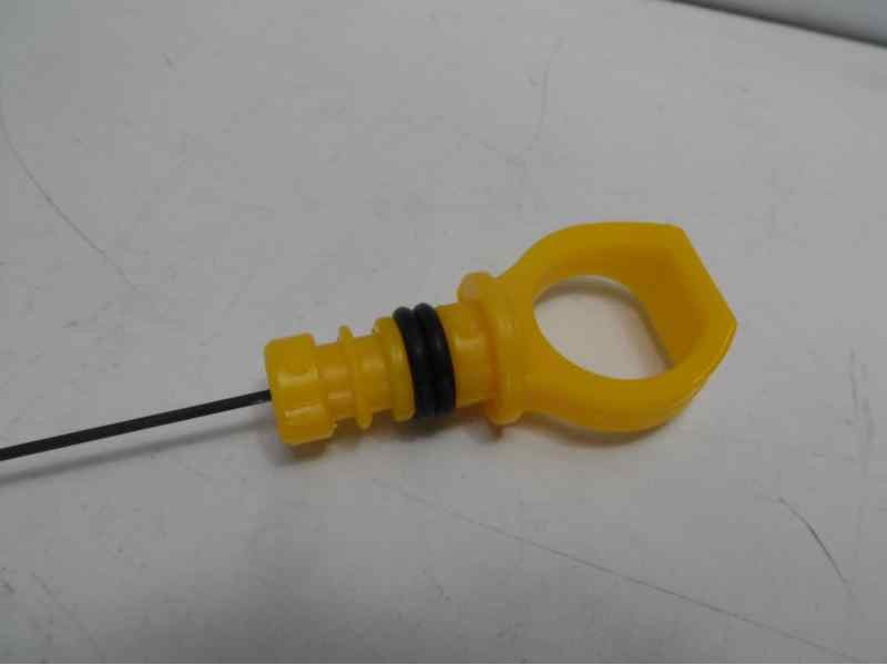 Recambio de varilla aceite para peugeot 207 referencia OEM IAM 1174A4 411274 42104741